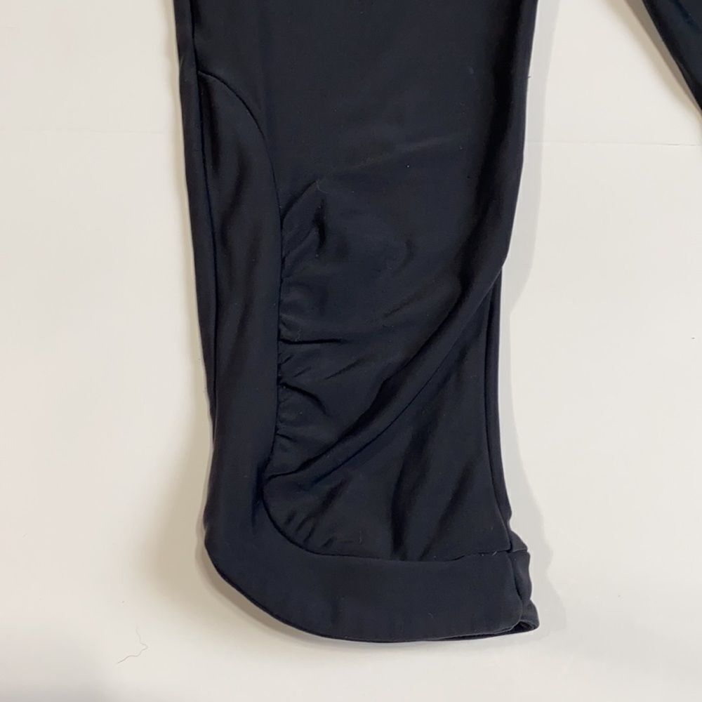 Bundle Of UA Capri Leggings /Kalenji Long Sleeve 1/4 Zip Reflective Running Top - Picture 8 of 11